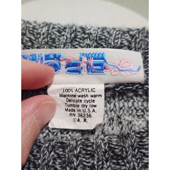 80's ROSE Acrylic Dancing Elephants & Hearts Chunky Knit Acrylic Sweater Medium - Picture 6 of 8